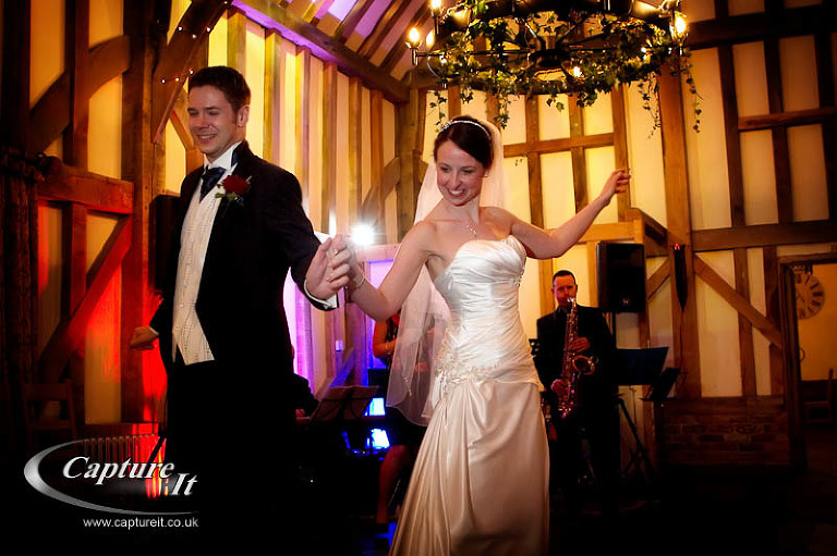 gate street barn wedding photo